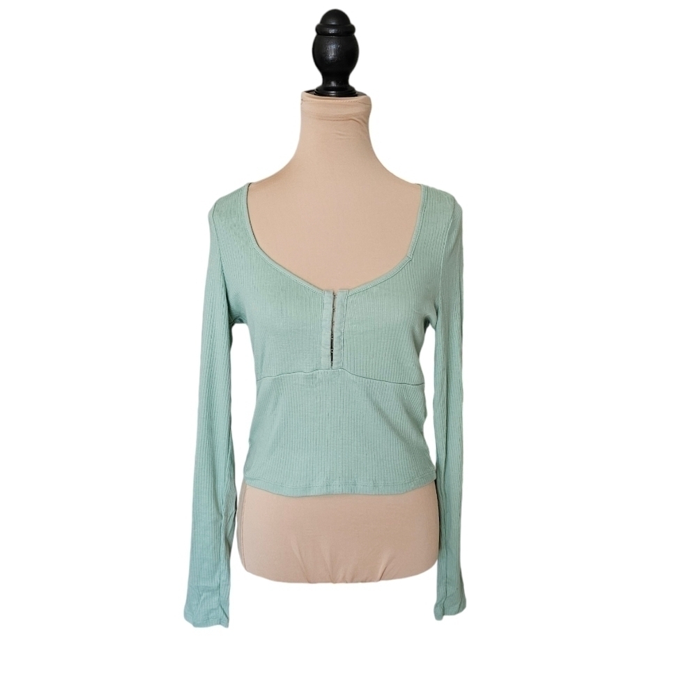 Topshop Light Blue Front Clasp Long Sleeve Cropped Top Sz 10
